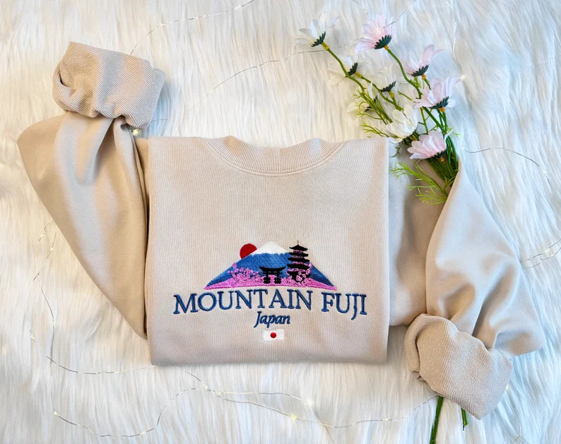 Fuji mountain merch sweatshirt